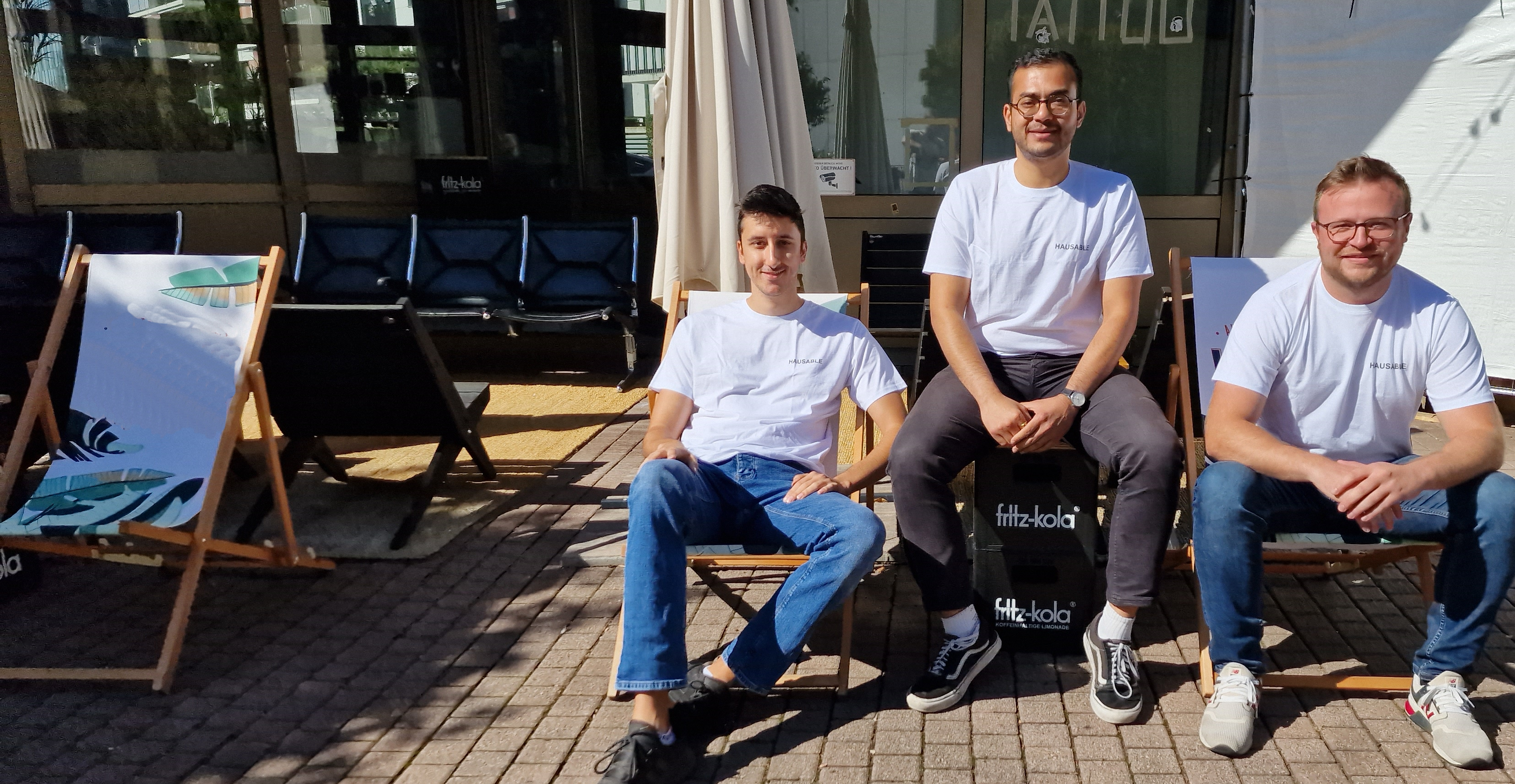 Hausable-Team bei der Zusammenarbeit